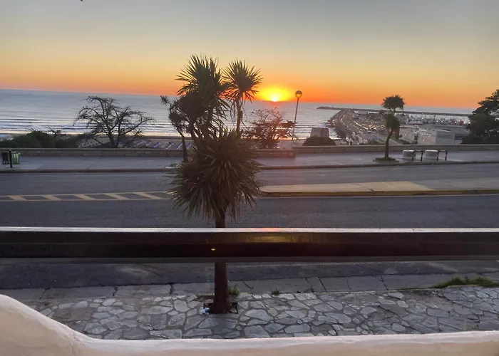 Exclusivo Departamento Frente A Playa Grande