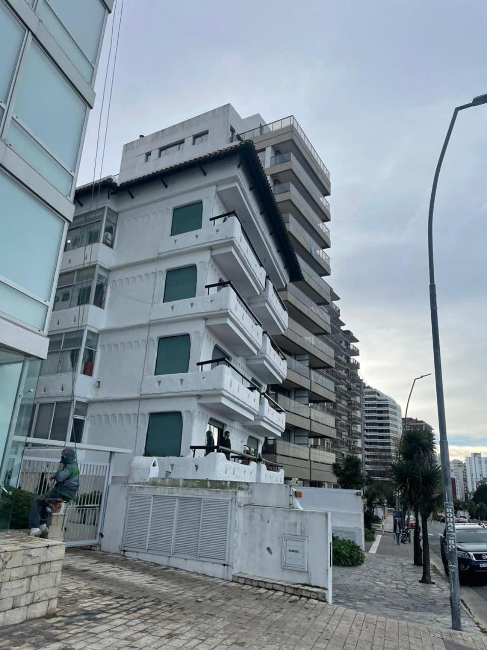 Apartamento Exclusivo Departamento Frente A Playa Grande